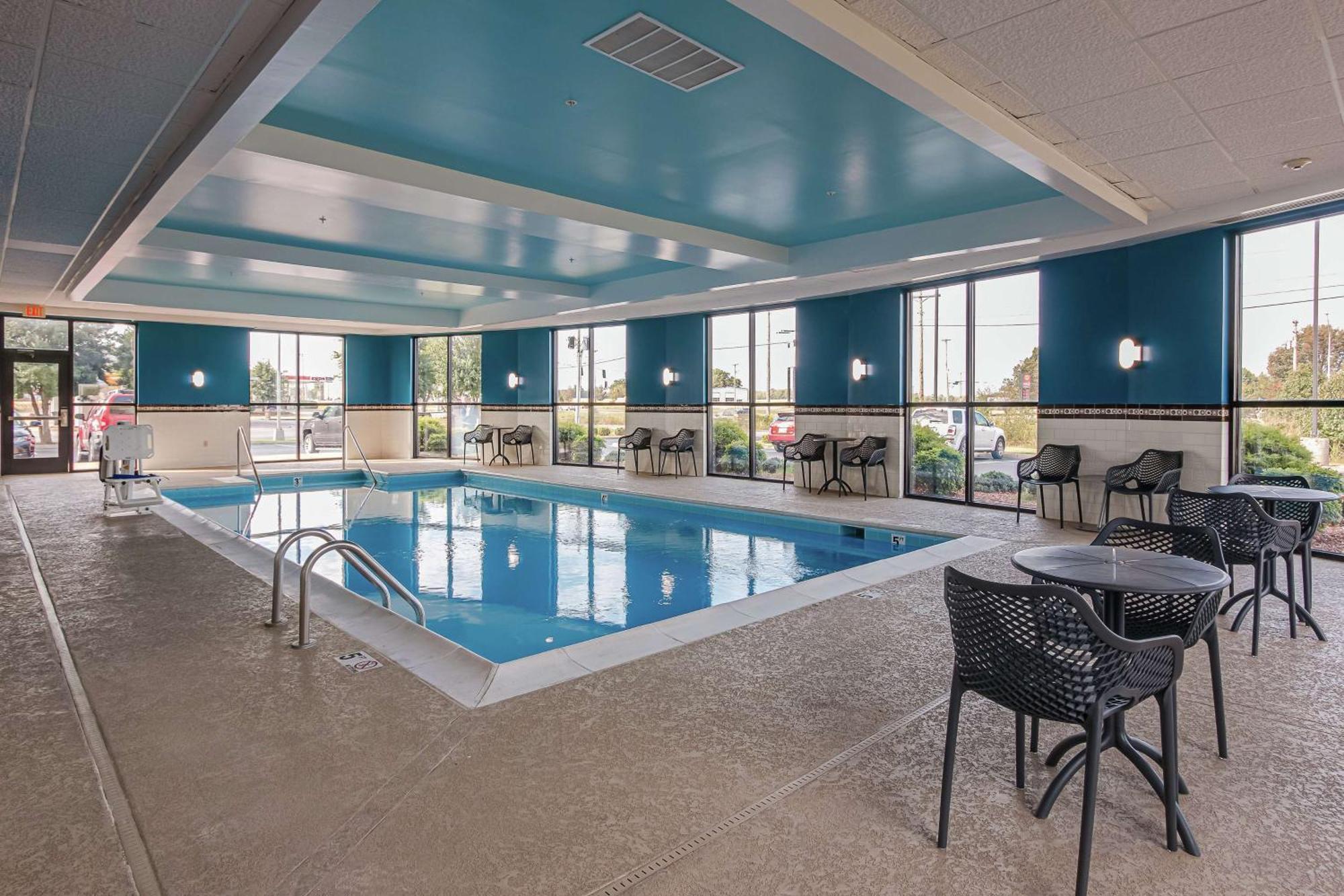 Hampton Inn Oak Grove Fort Campbell Exterior photo
