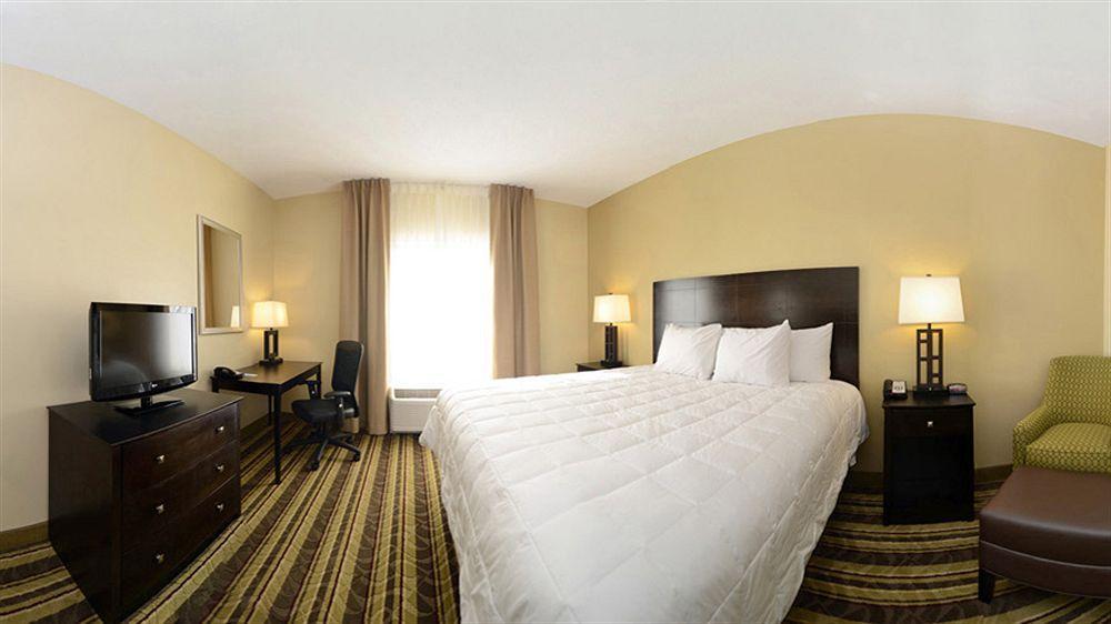 Hampton Inn Oak Grove Fort Campbell Room photo